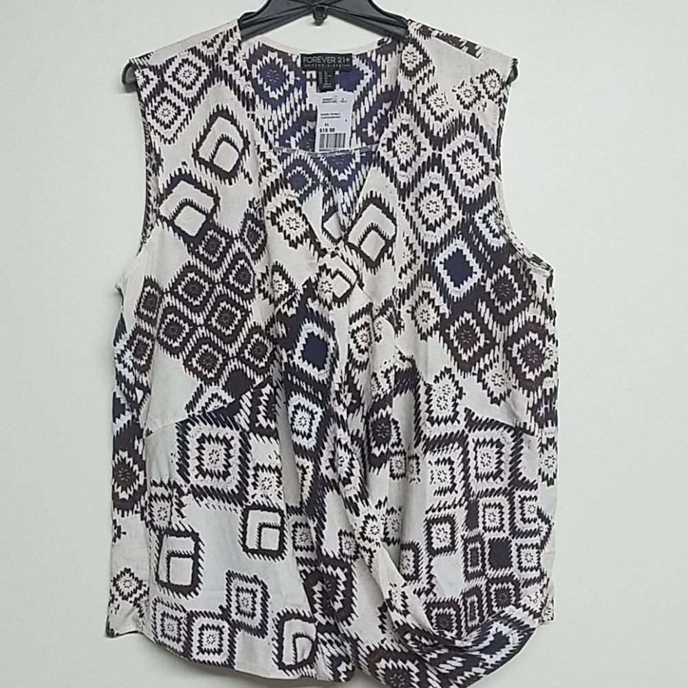 Forever 21 Plus Top Size XL New / Tags